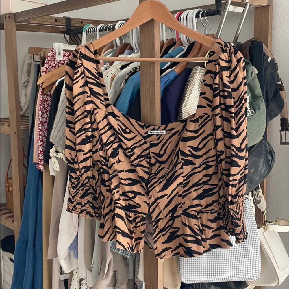 Reformation tiger top with clasp front
